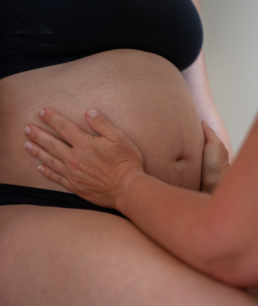 Francois Gallay Soins Osteopathe Femme Enceinte 01